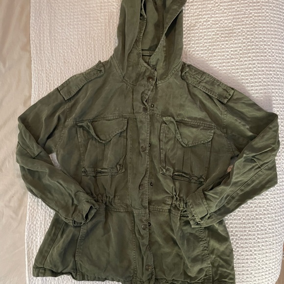 Military green utility jacket - Picture 2 of 4